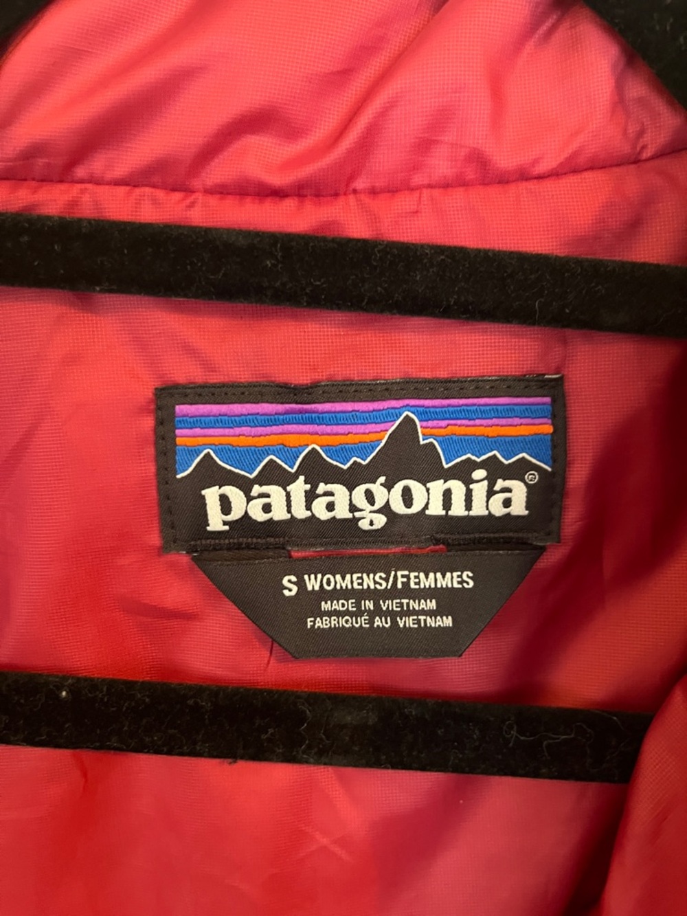 Patagonia Women's Quilted Fown Jacket - Deep Pink with Orange/Pink Trim - Picture 3 of 4